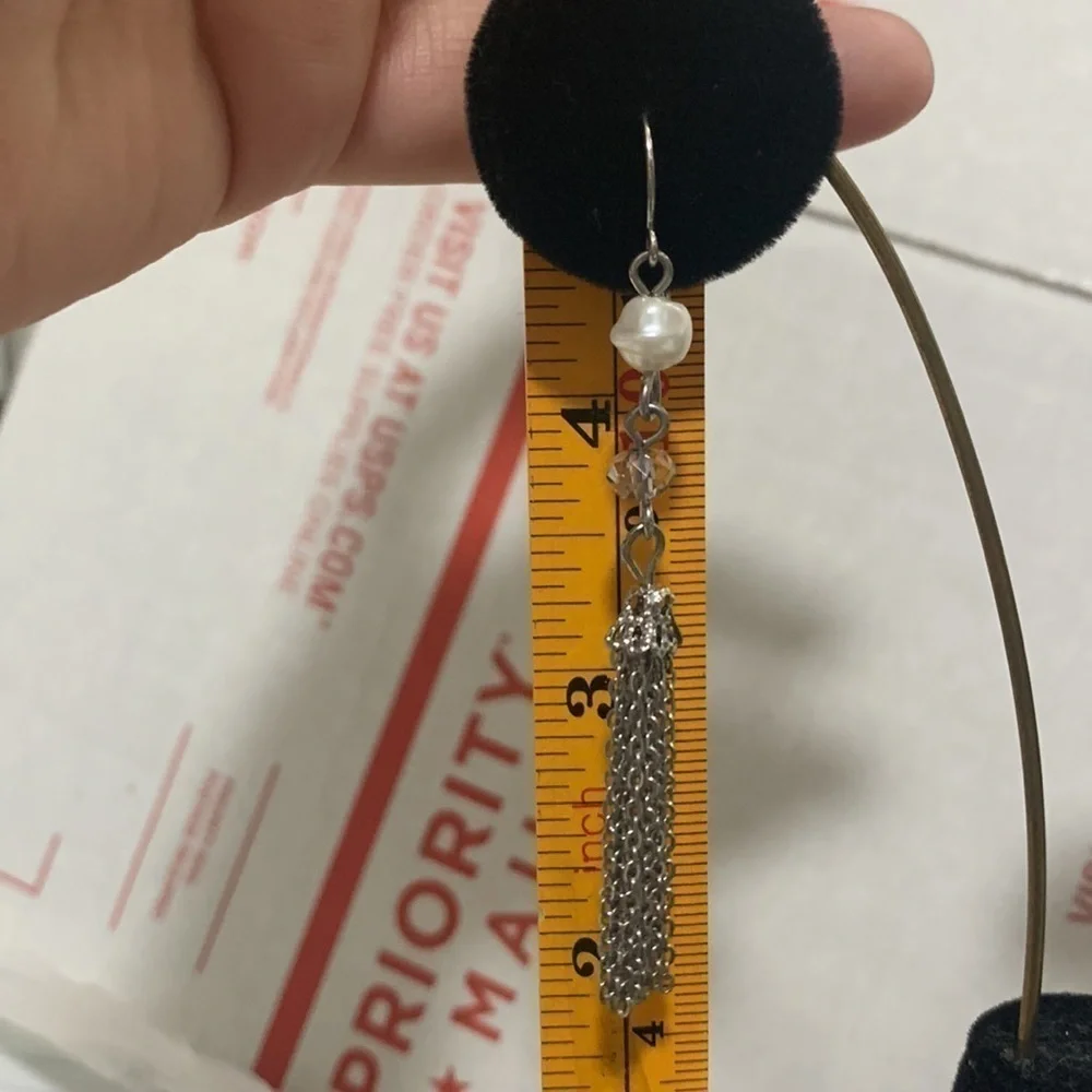 Beaded dangling chain earrings